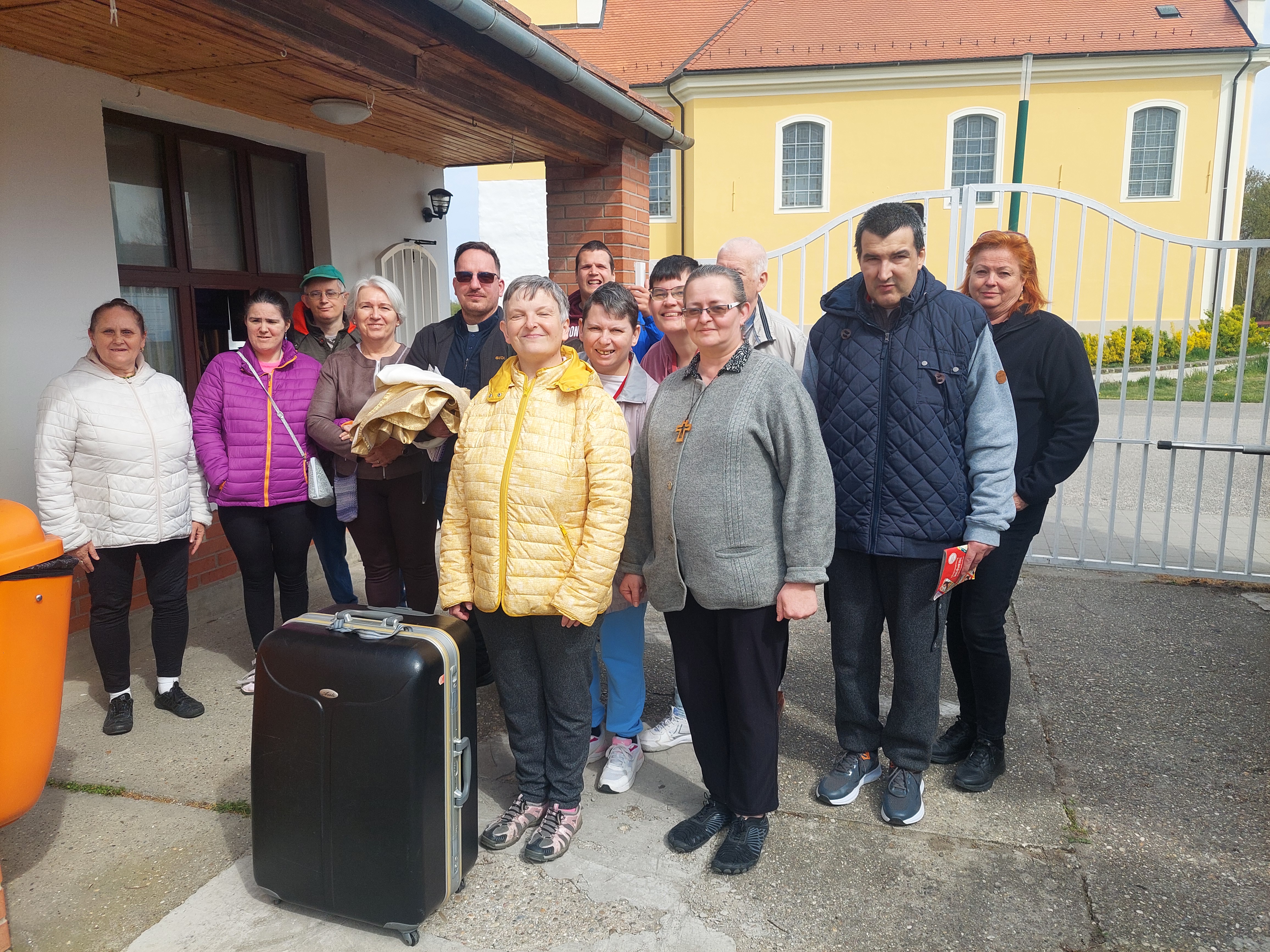 Vándor rózsafűzér Ipolytölgyesre