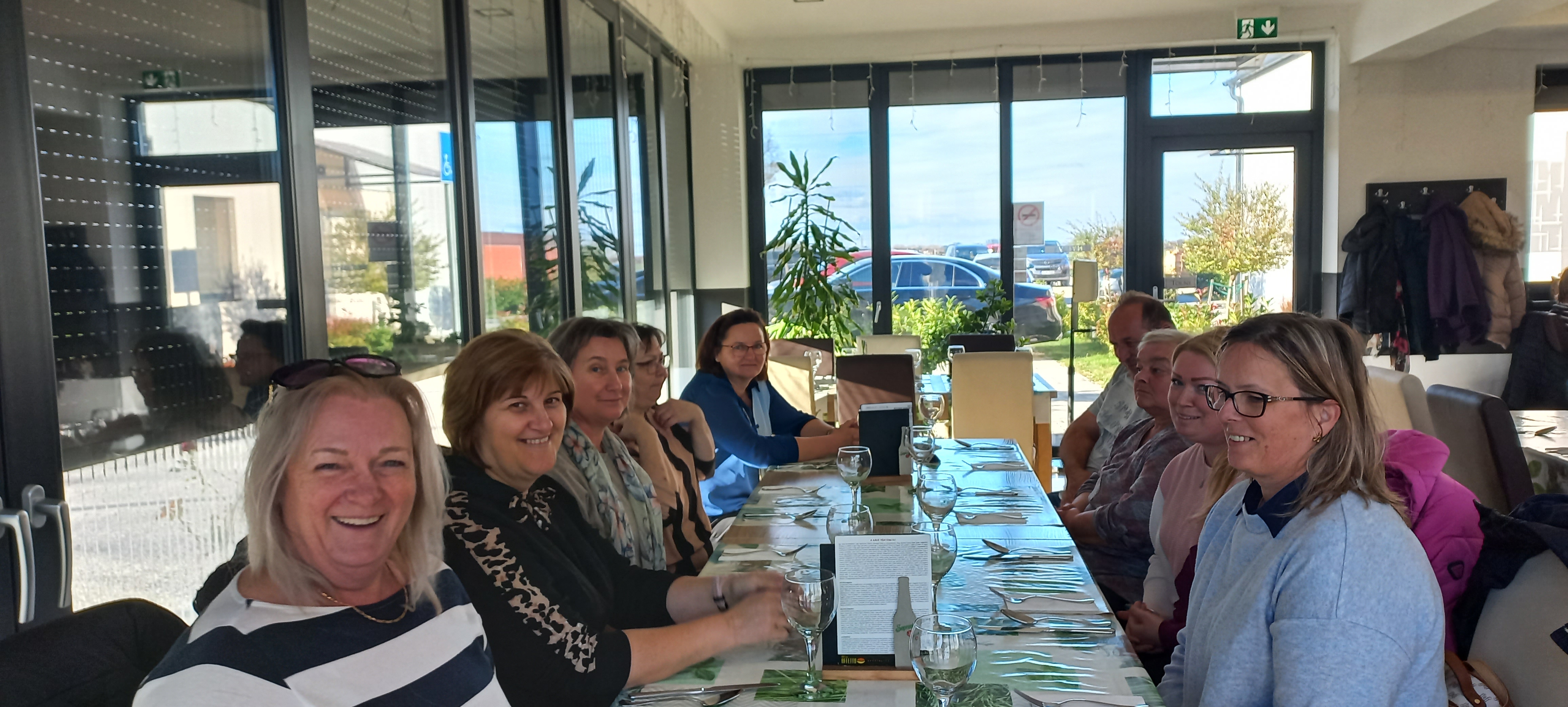 A jókedvű kis csapat.jpg