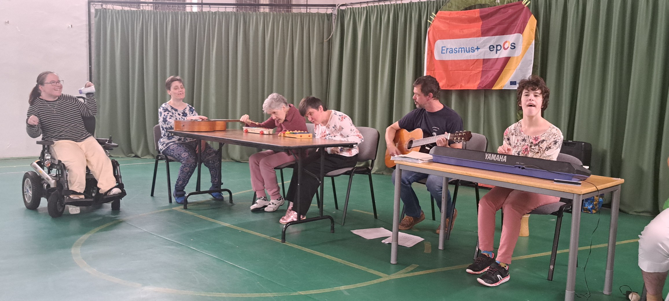 Műsor a Virgo csapatának.jpg