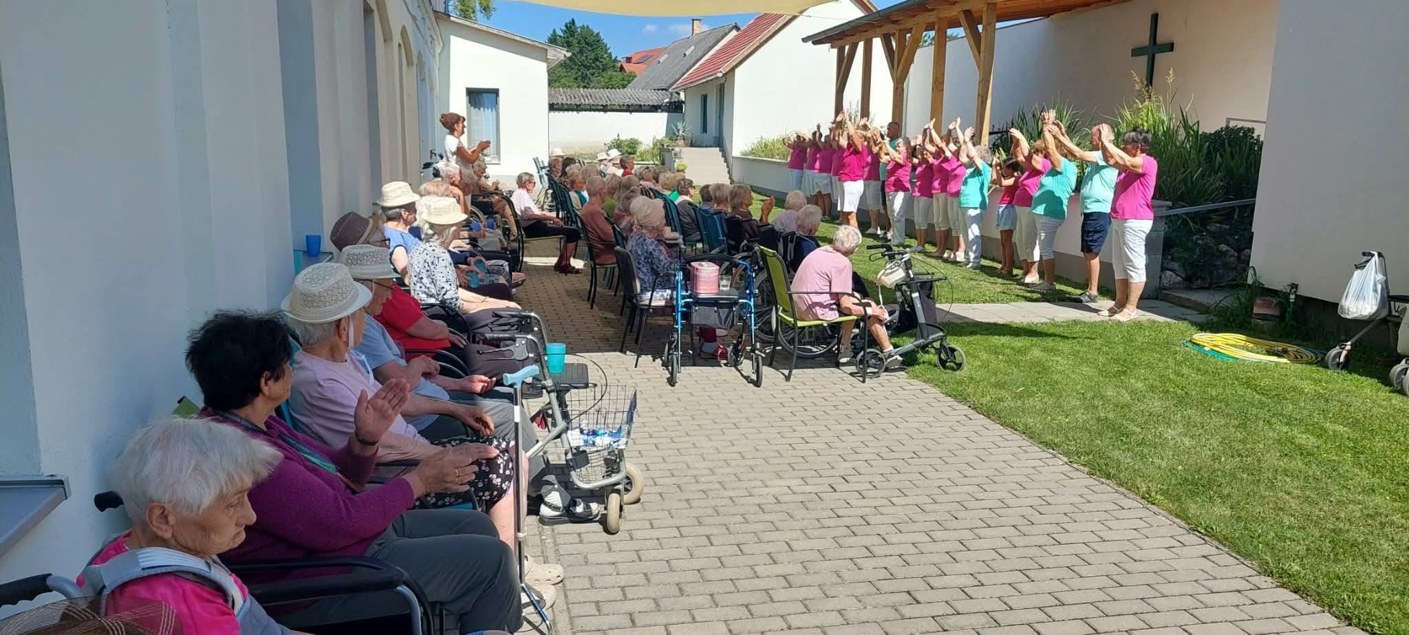 örömtánc5.jpg